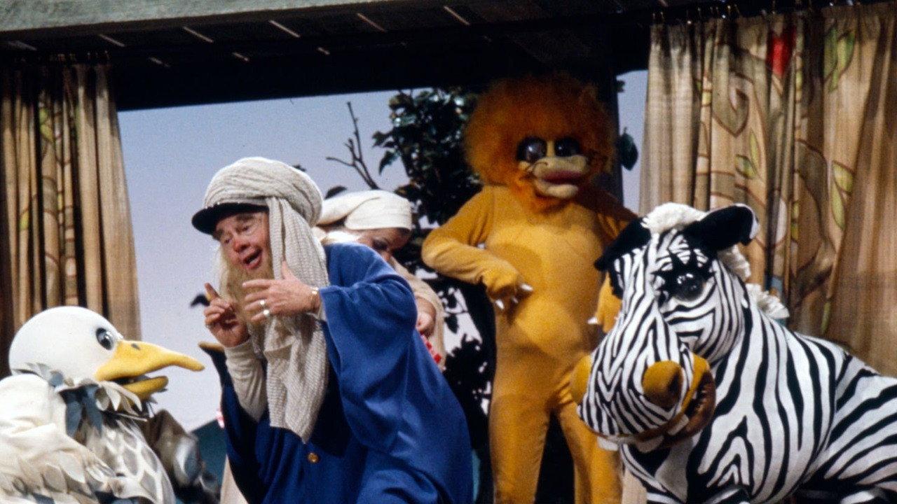 Fol-de-Rol 1972 movie scene