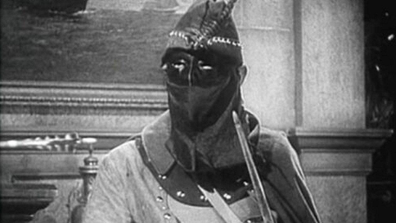 The Green Archer 1940 movie scene