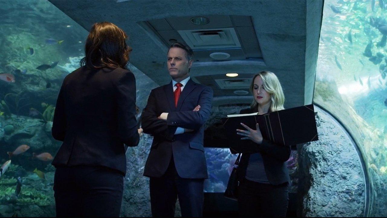 Aquarium of the Dead 2021 movie scene