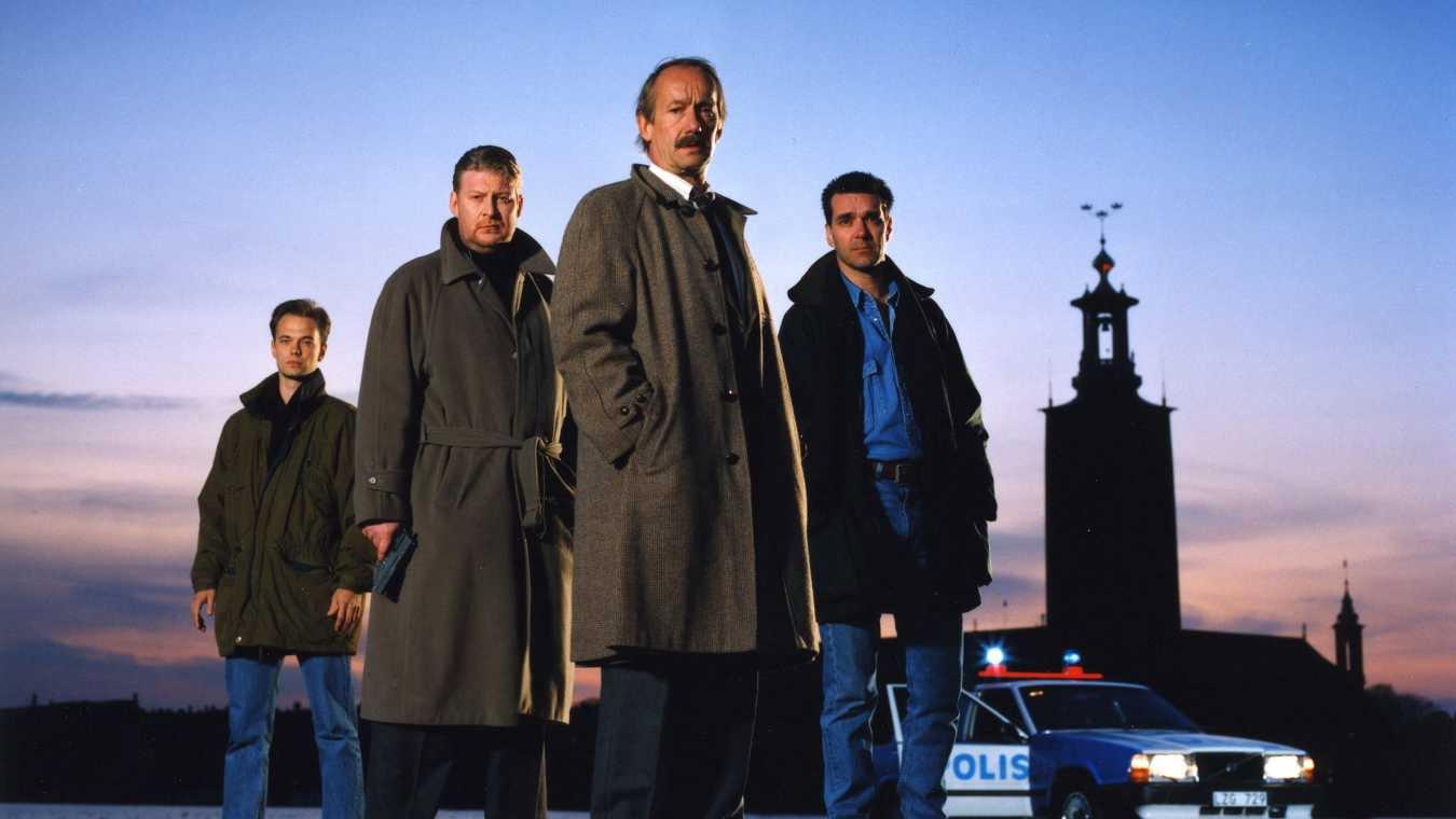 The Man on the Balcony 1993 movie scene