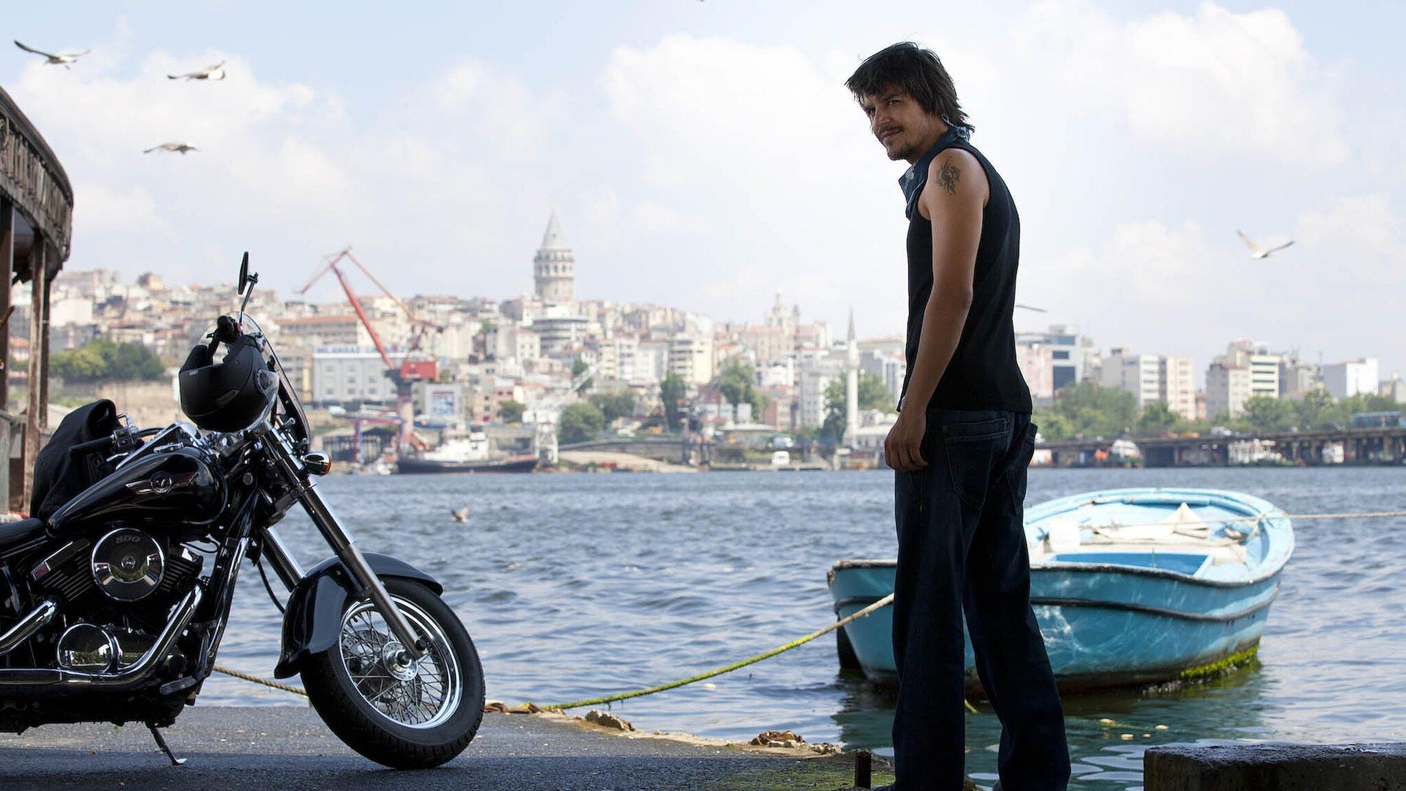 Love Likes Coincidences 2011 movie scene
