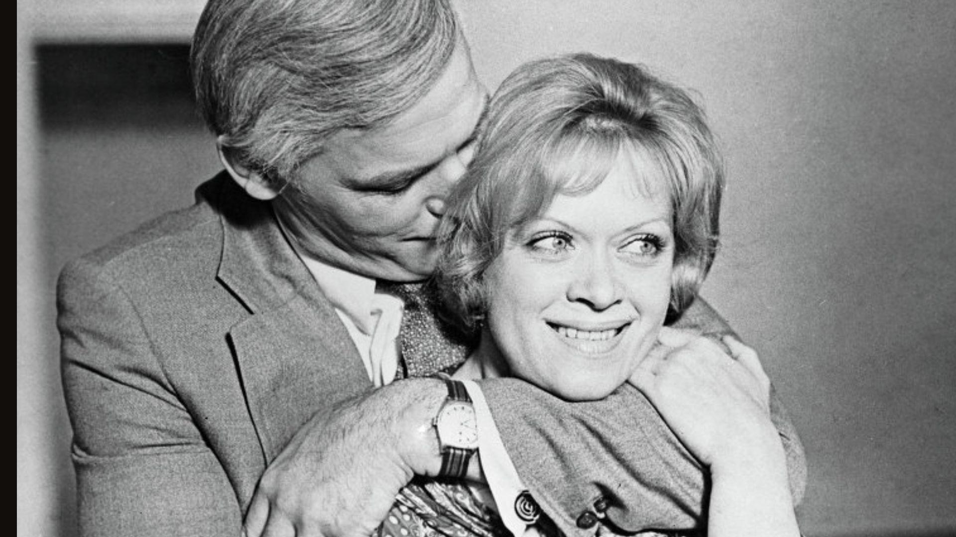 Anna and Commander 1975 movie scene