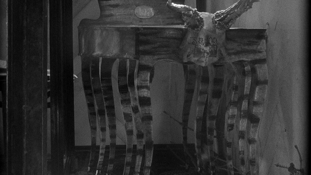 Stille Nacht III: Tales from Vienna Woods 1993 movie scene