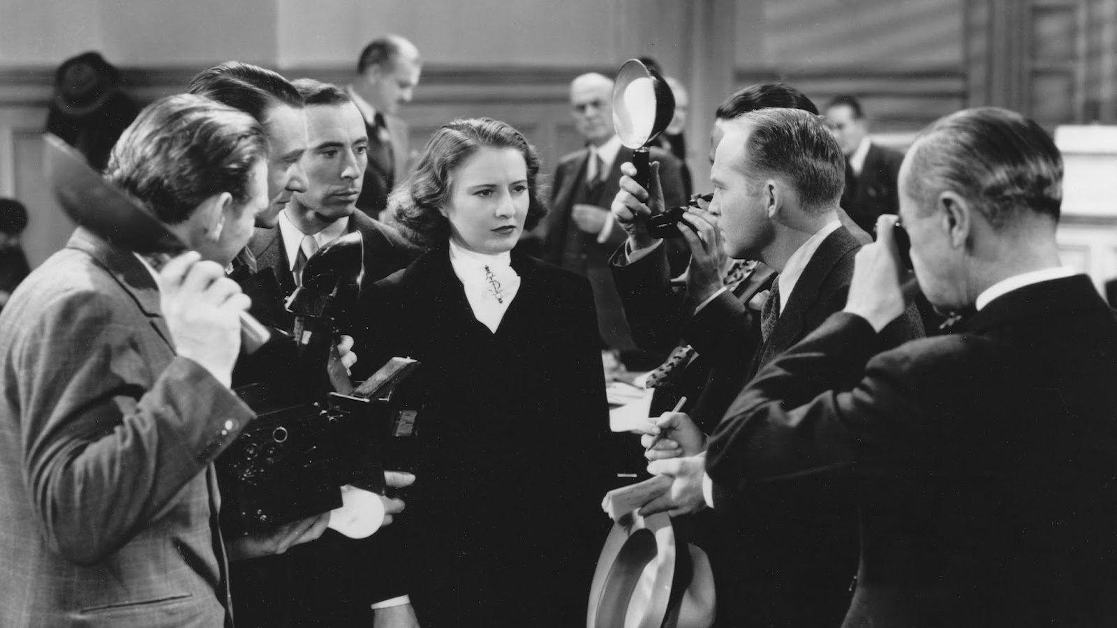 The Woman in Red 1935 movie scene