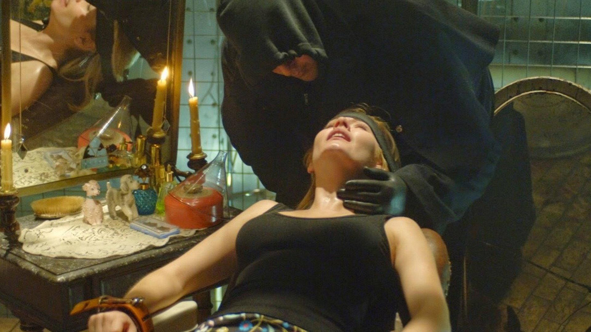 Captivity 2007 movie scene