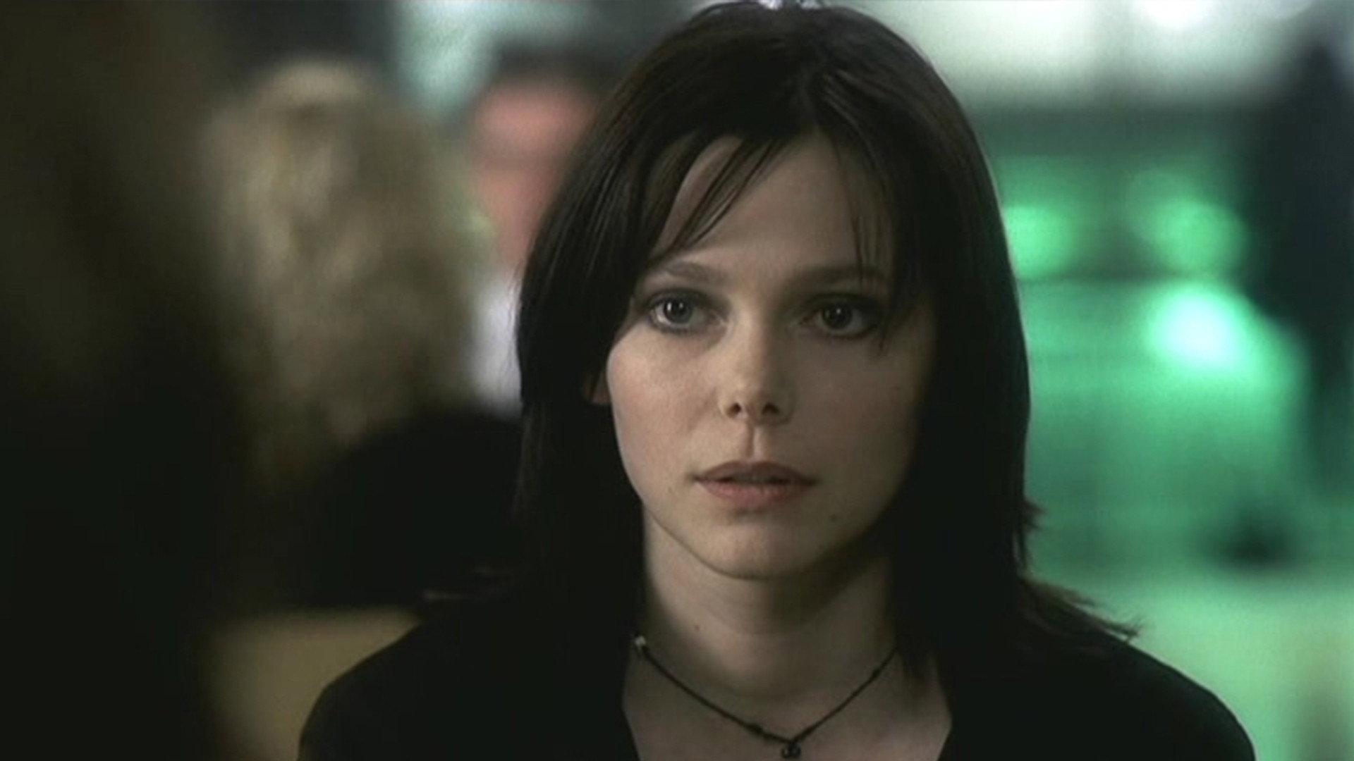 The Spectator 2004 movie scene