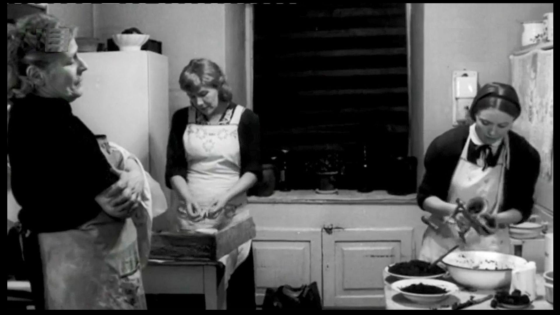 Uczennica 1982 movie scene