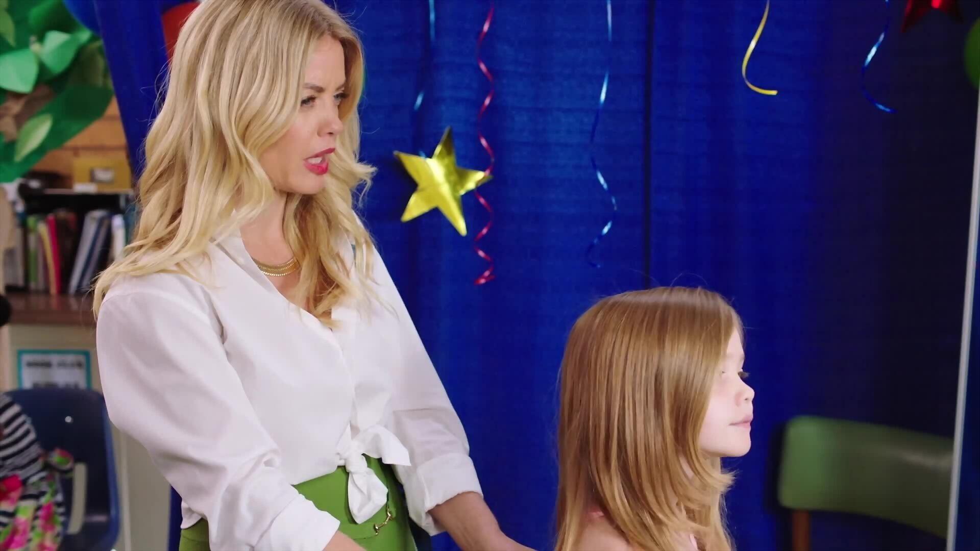 Mommy Is a Murderer 2020 movie scene