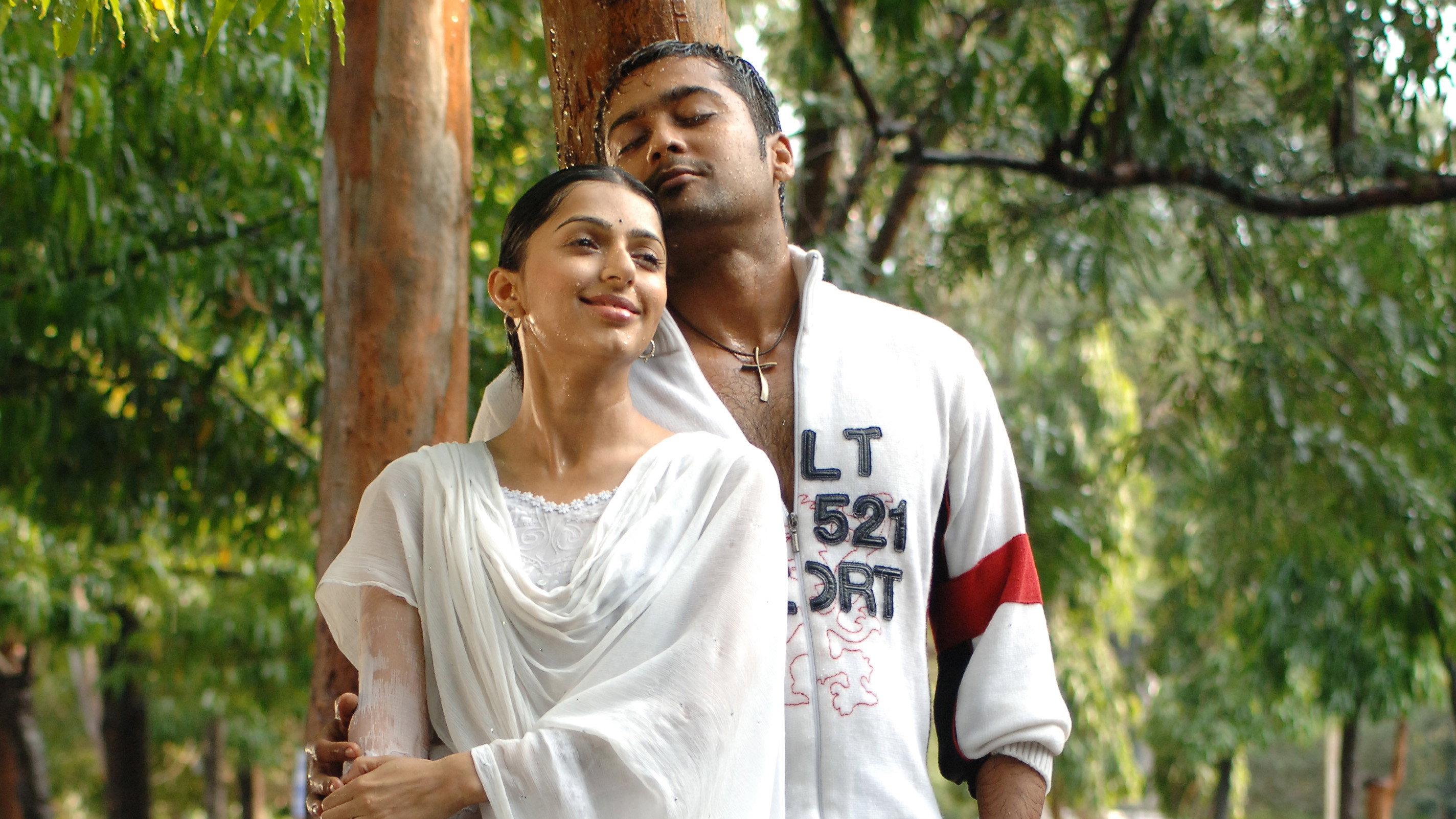 Sillunu Oru Kaadhal 2006 movie scene