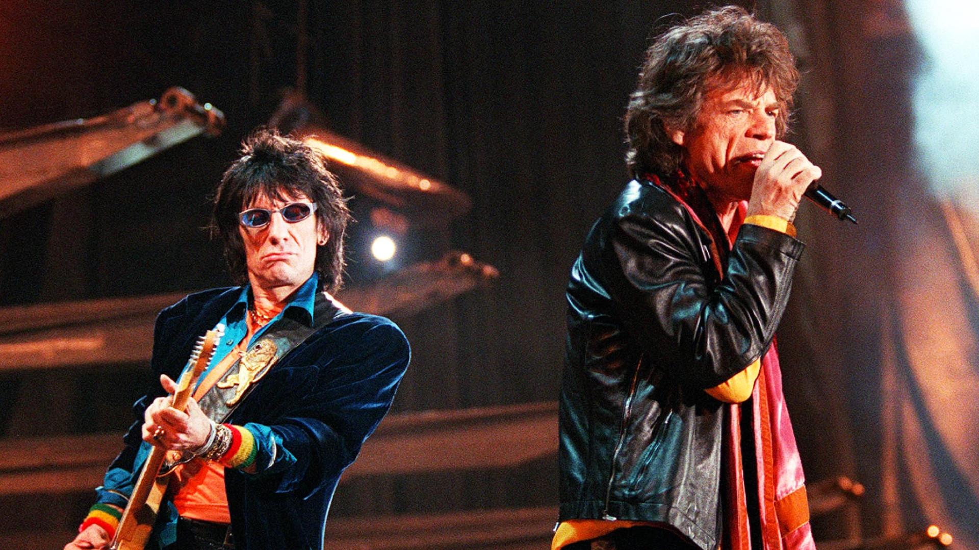 The Rolling Stones - Voodoo Lounge Uncut 1995 movie scene