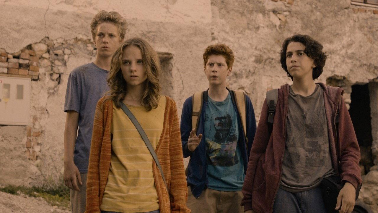 Come Along 2016 movie scene