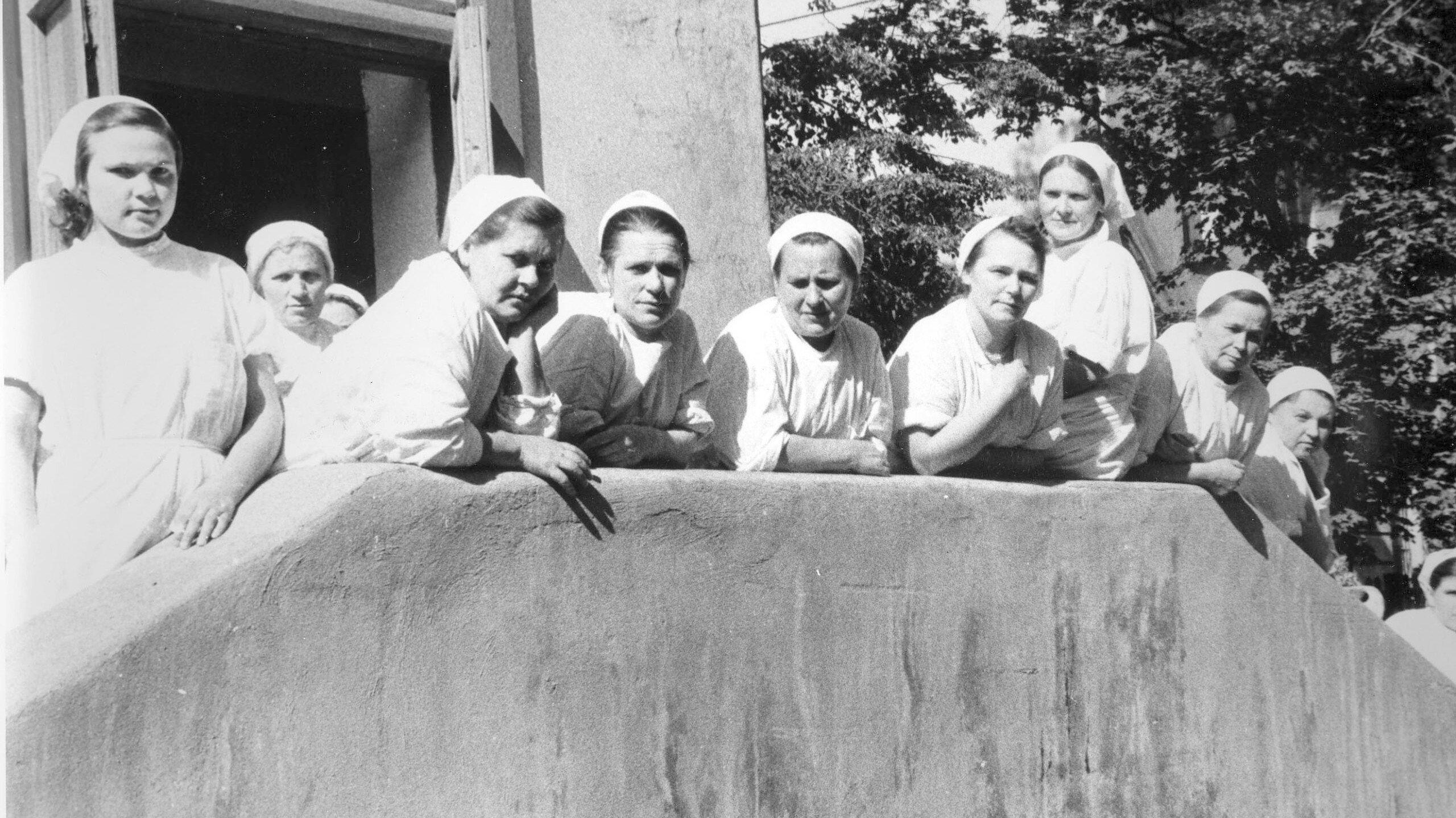 Psychiatry in Russia 1955 movie scene