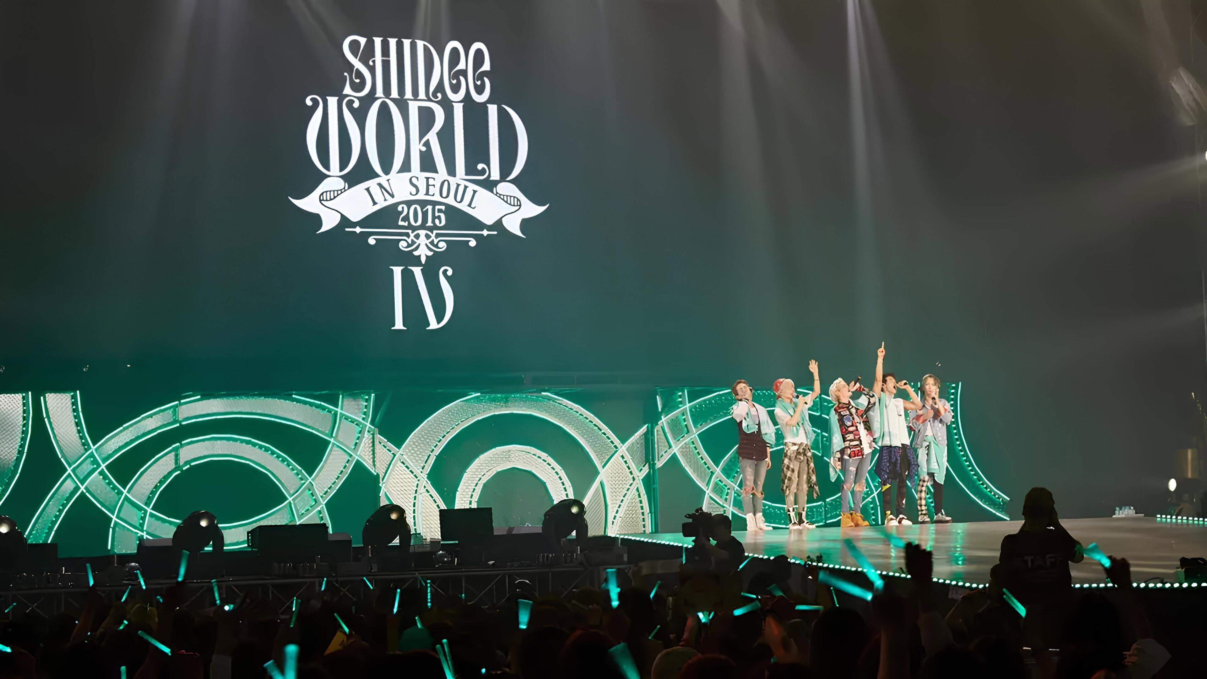 SHINee CONCERT "SHINee WORLD IV" 2016 movie scene