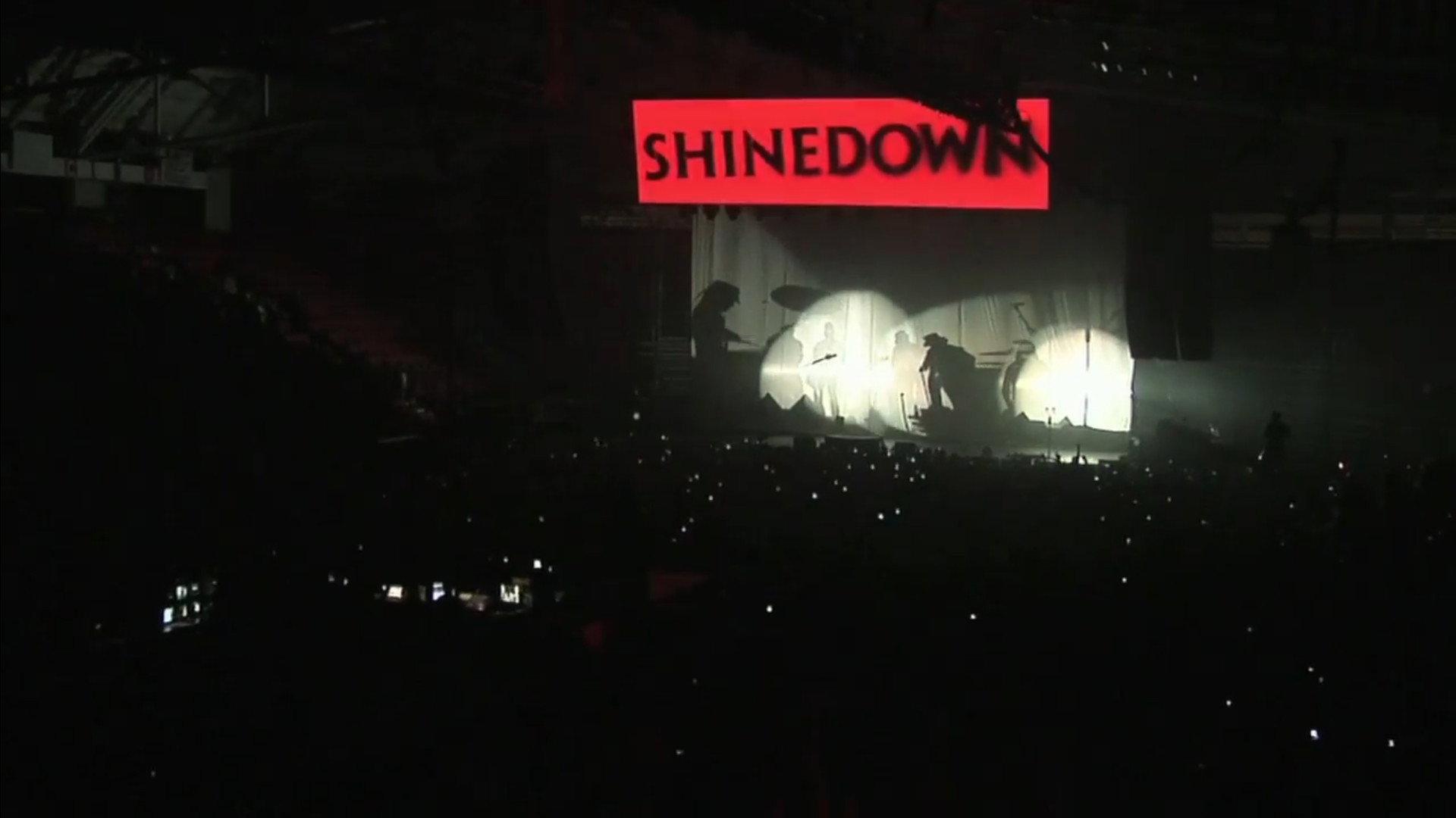 Shinedown: Somewhere in the Stratosphere 2011 movie scene