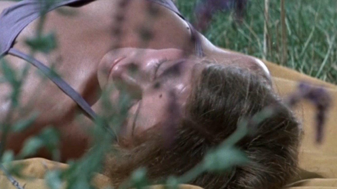 Roundtrip 1971 movie scene