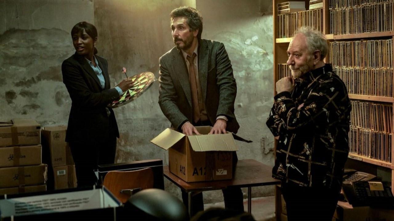 Everybody Lies 2022 movie scene