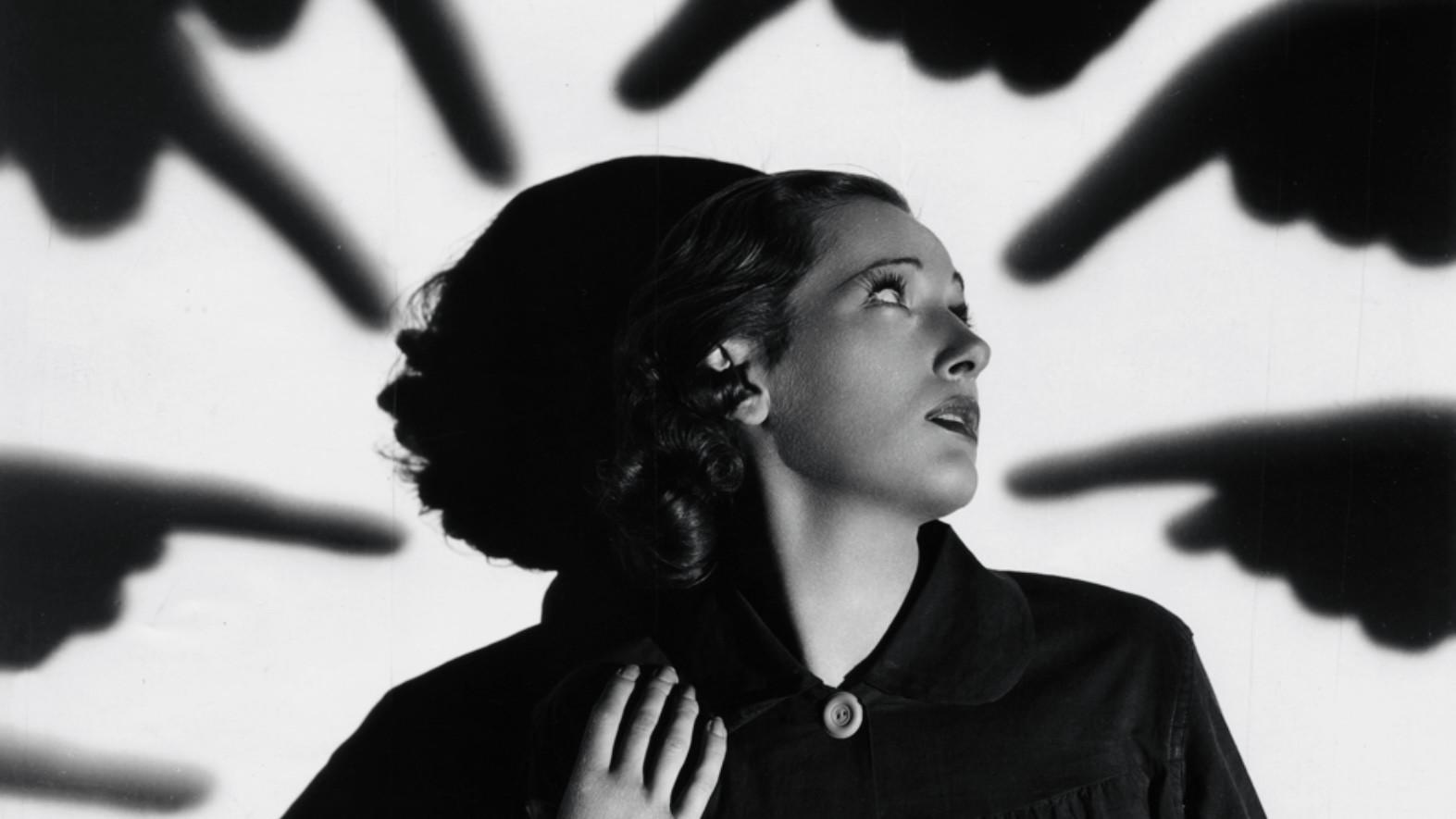 She's Dangerous 1937 movie scene