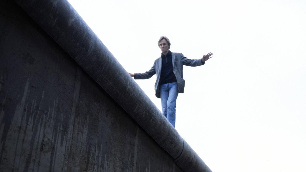 The Man on the Wall 1982 movie scene
