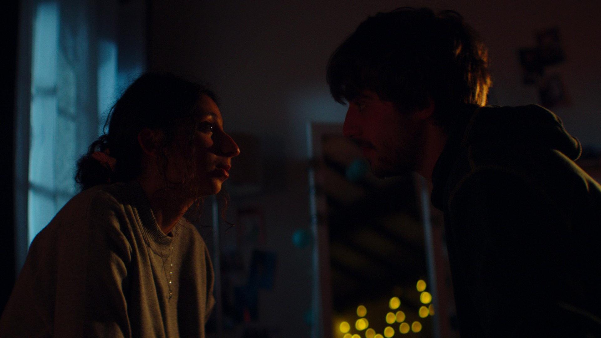 Quand la nuit tombe 2026 movie scene