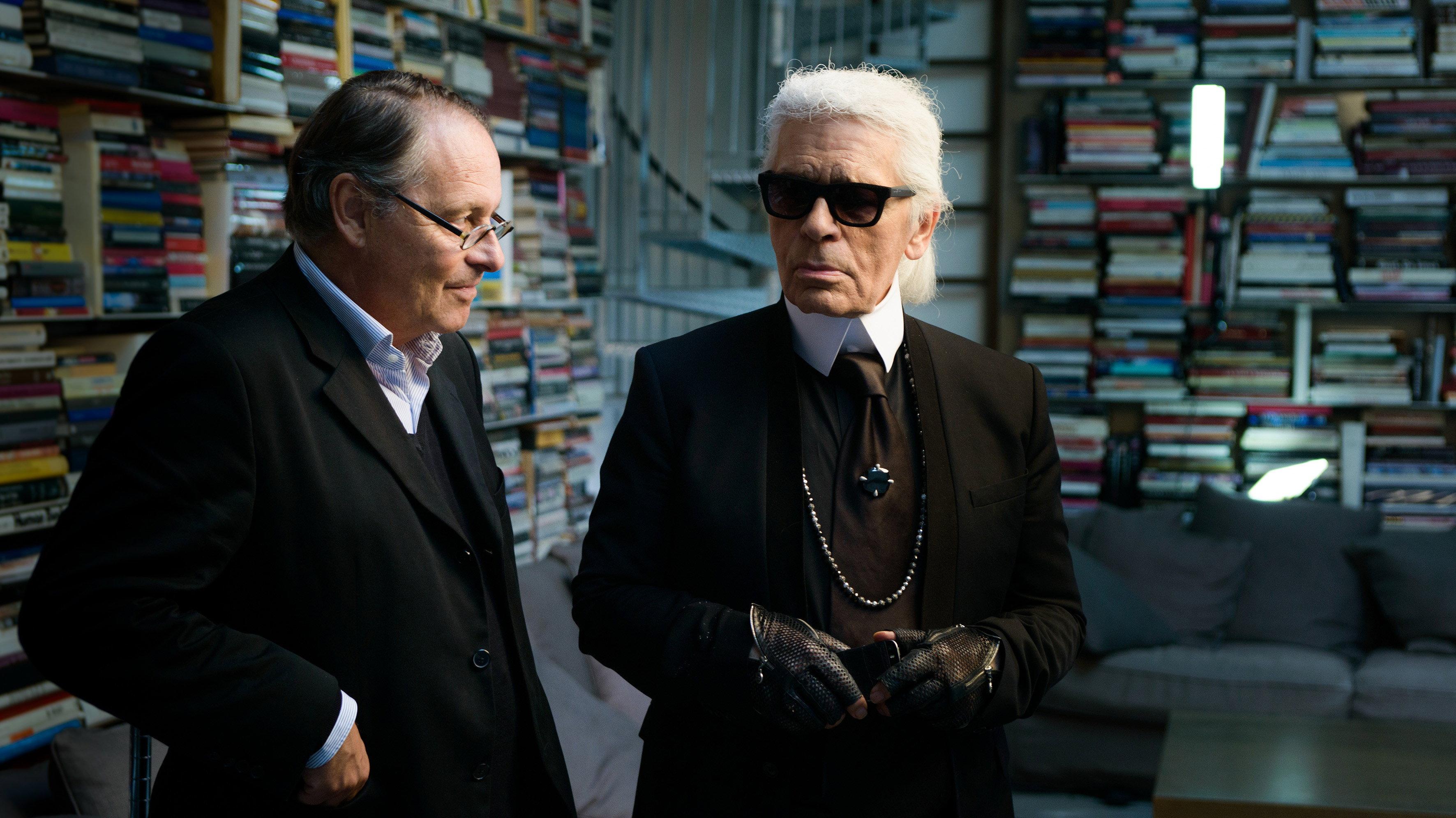 Karl - Der Mann hinter der Maske 2025 movie scene