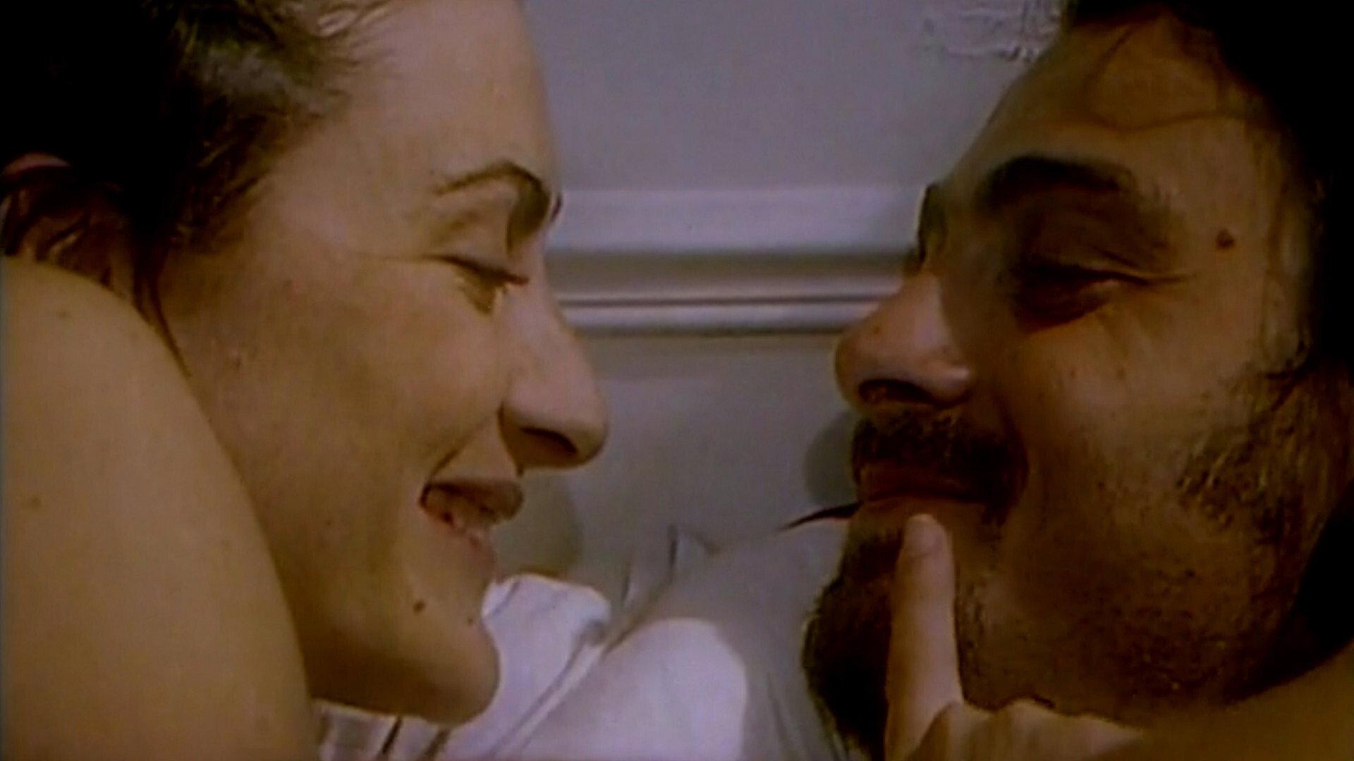 Bed Scenes 1998 movie scene