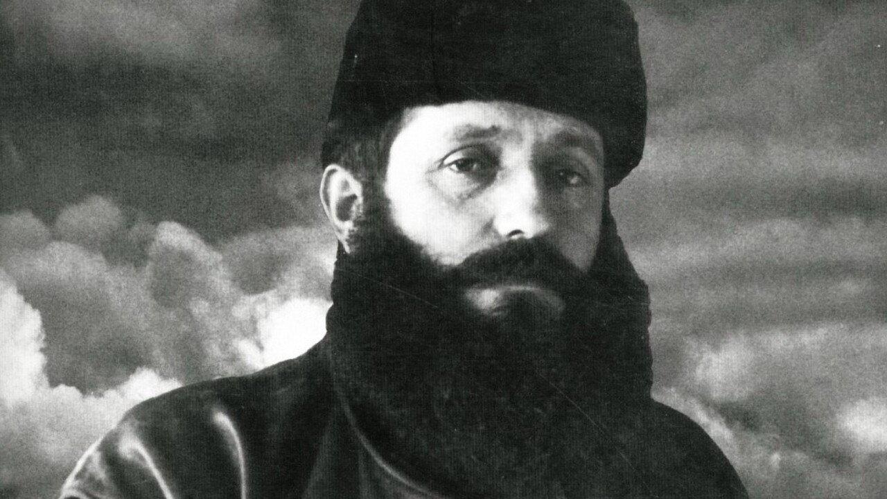 Aris Velouchiotis - The Dilemma 1981 movie scene