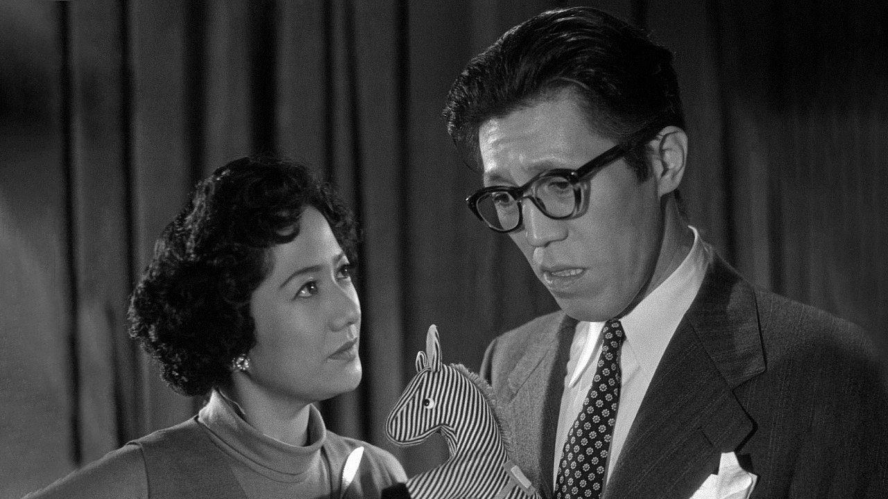 Madam of the first class and husband of the third class 1954 movie scene