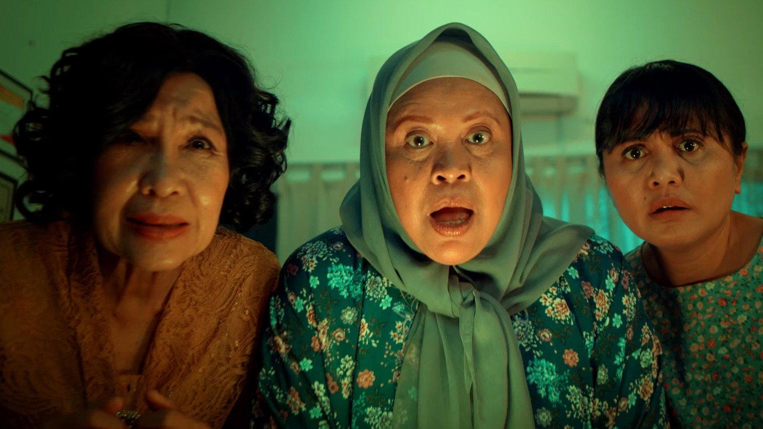 Three Widows Against The World 2022 movie scene