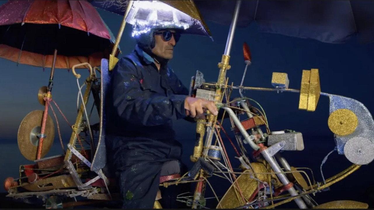 Orazio vola 2024 movie scene