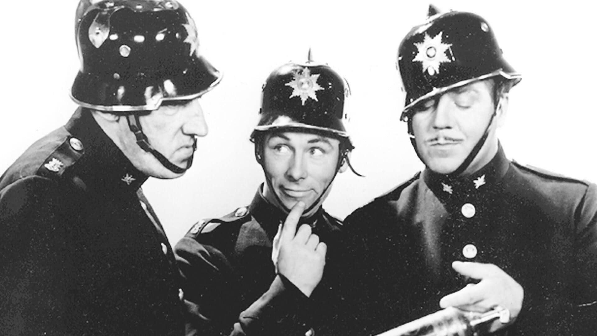 Adolf i toppform 1952 movie scene