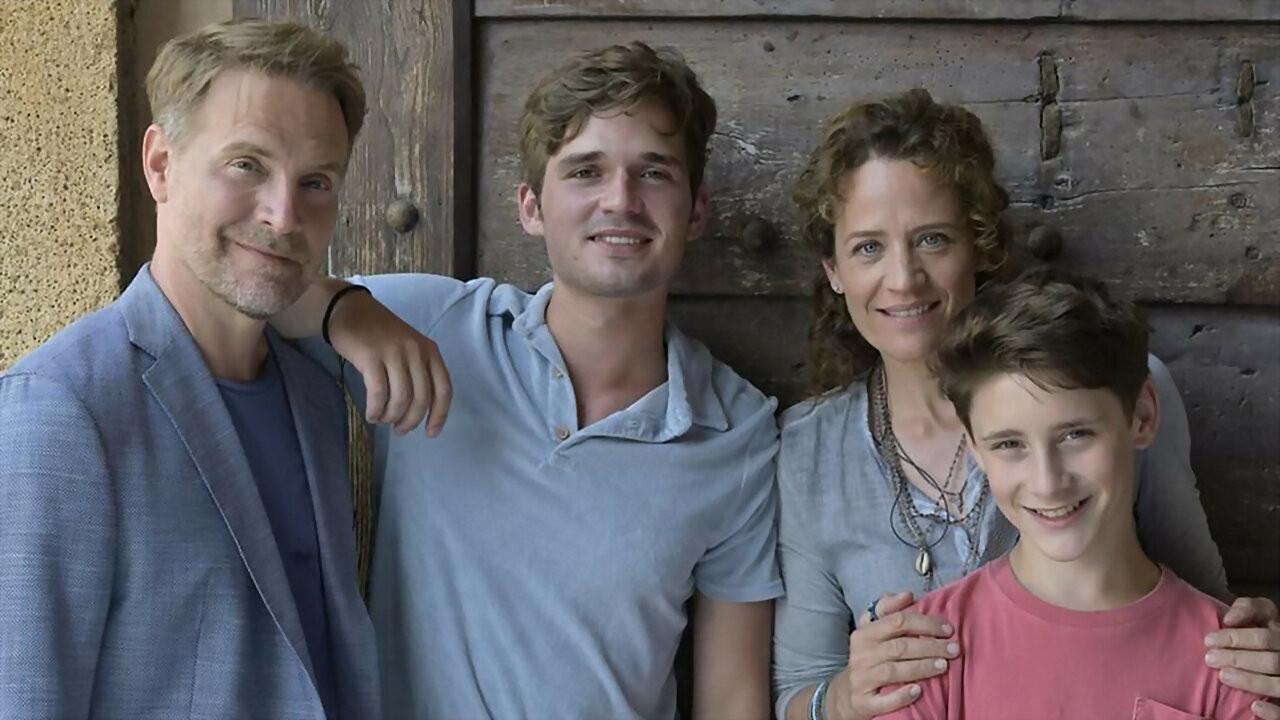 Ein Sommer auf Elba 2021 movie scene