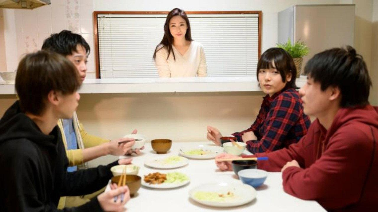 Tomodachi no Okaasan: Koi no Epilogue 2022 movie scene