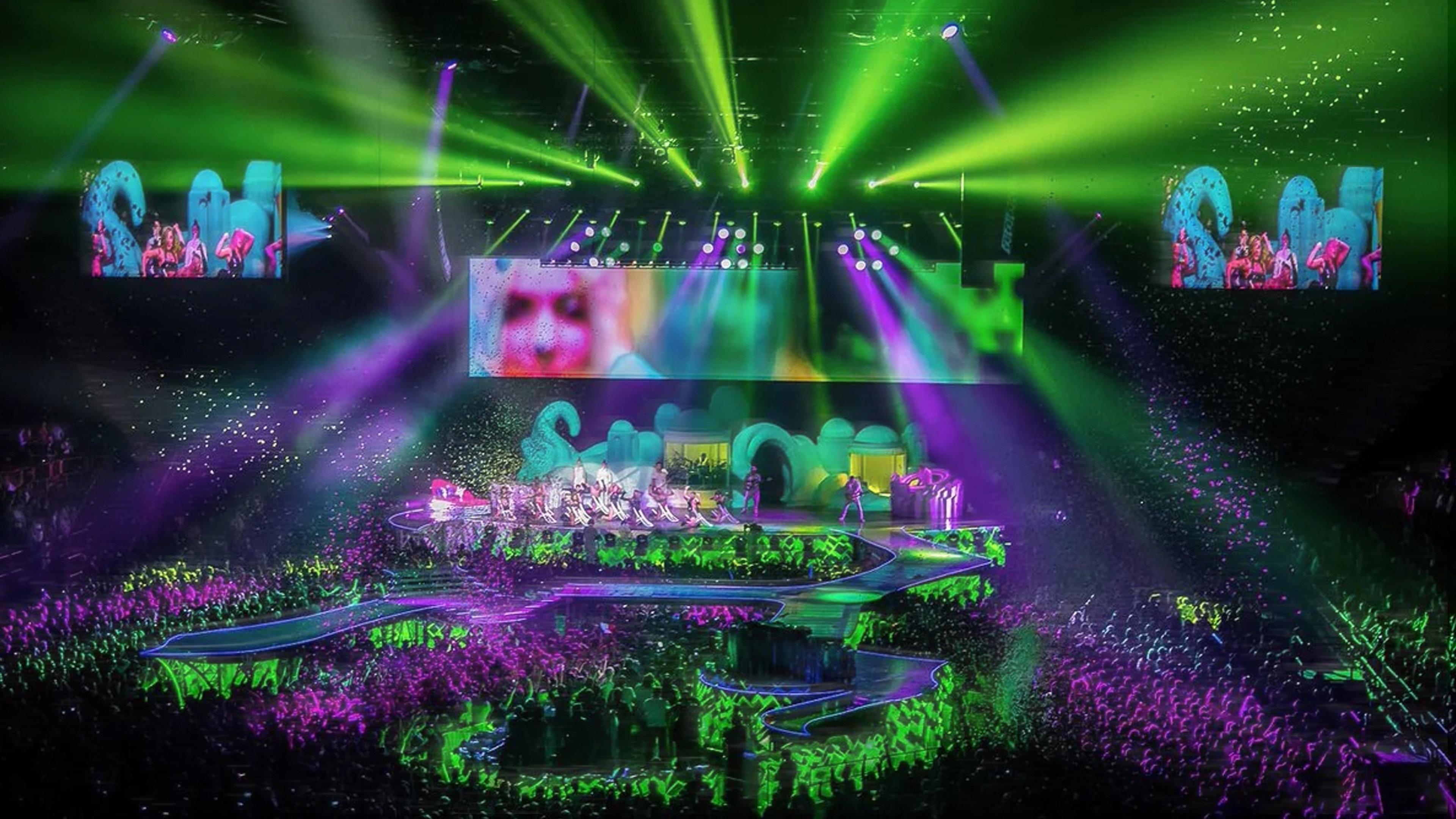 Lady Gaga's artRAVE - The ARTPOP Ball 2014 movie scene