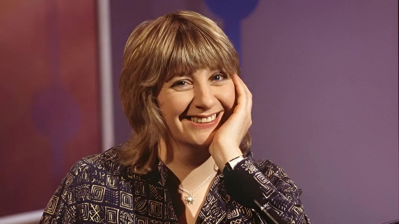 Victoria Wood Live In Your Own Home 1994 movie scene