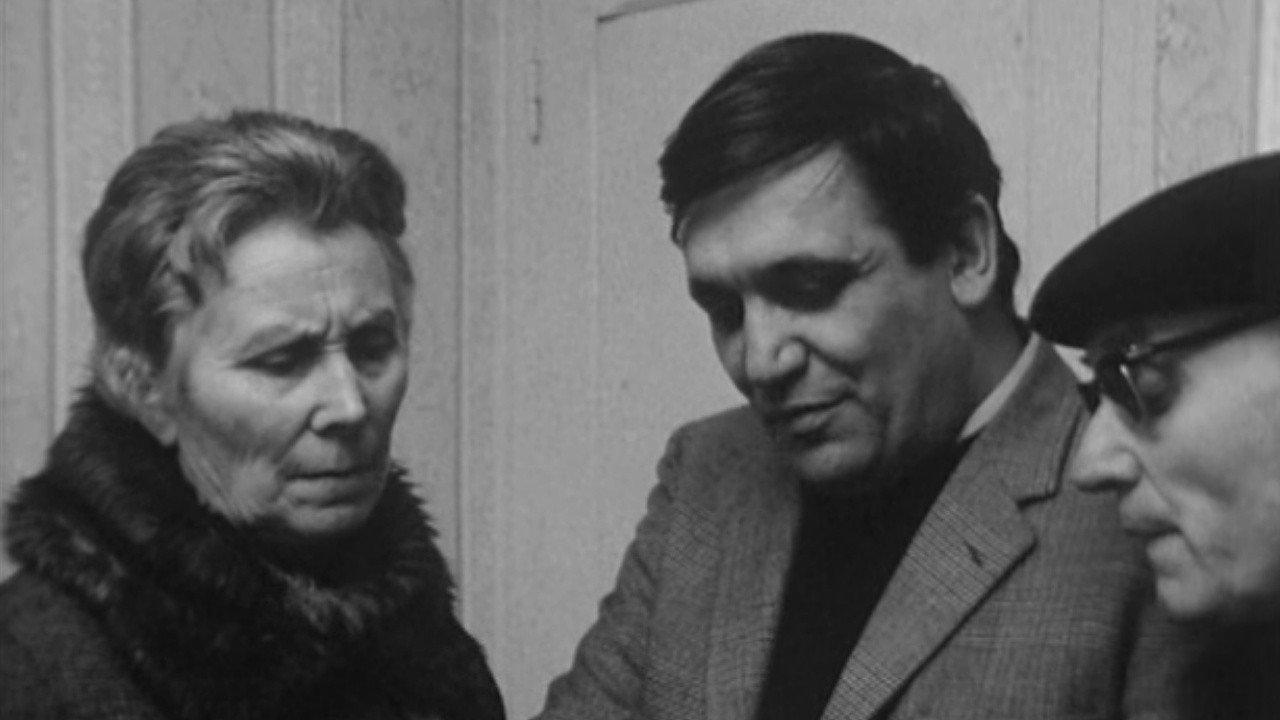Autour de L'Enfance nue 1969 movie scene