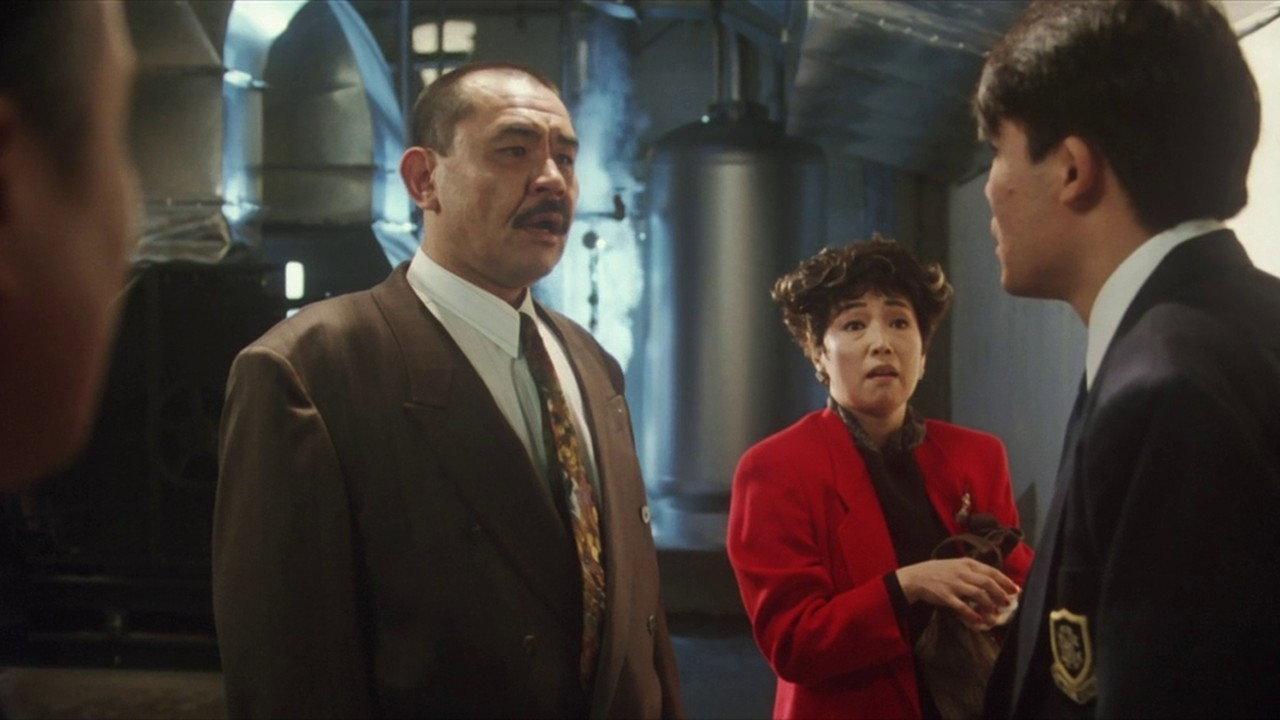 Minbo, or The Gentle Art of Japanese Extortion 1992 movie scene