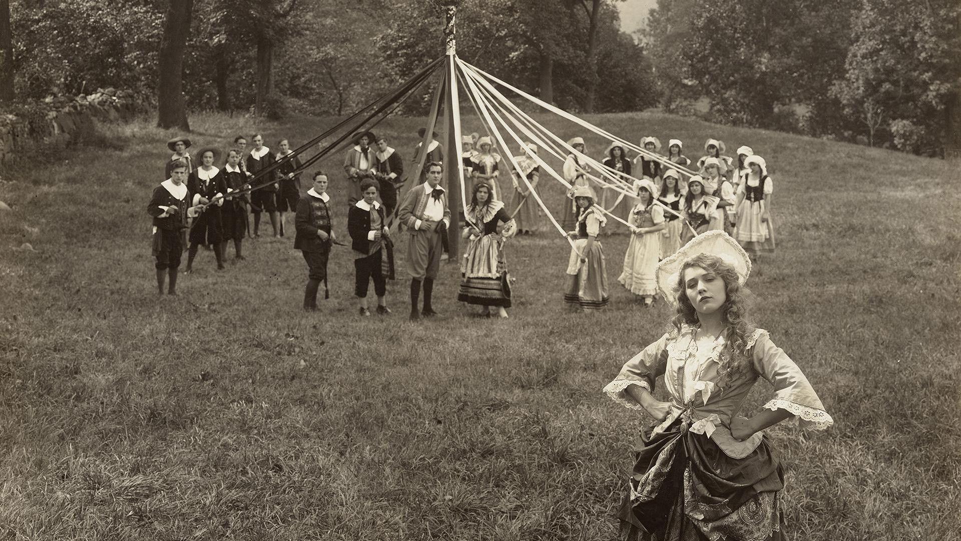 Fanchon, the Cricket 1915 movie scene