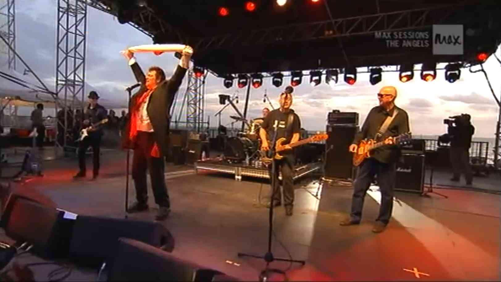 The Max Sessions - The Angels In The Sand 2009 movie scene