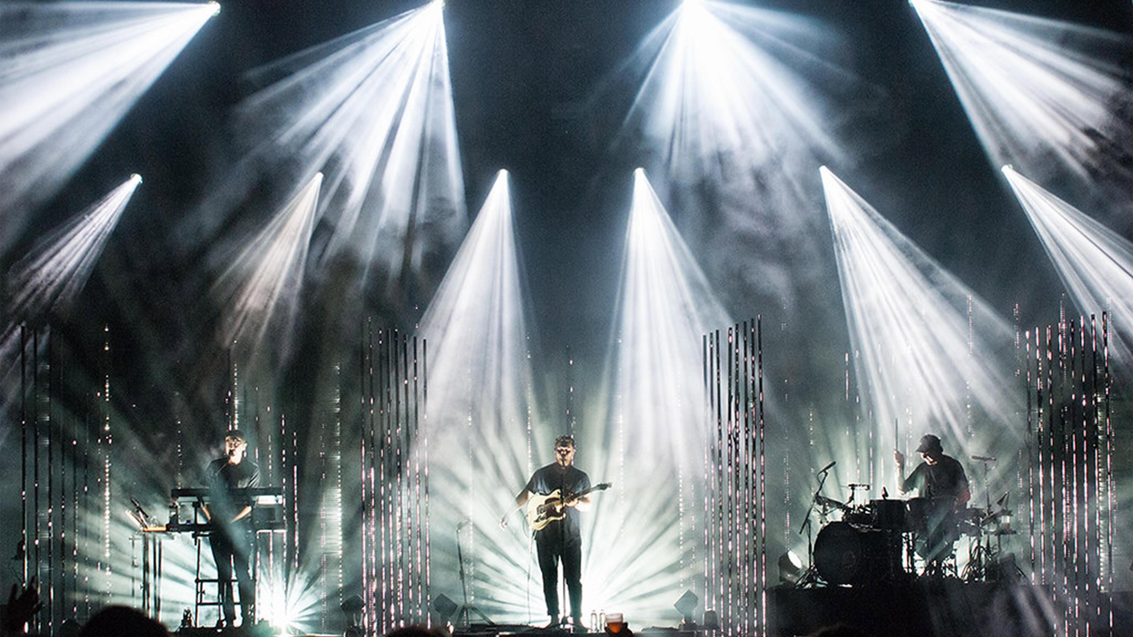 Alt-J - Live at bluedot 2017 movie scene