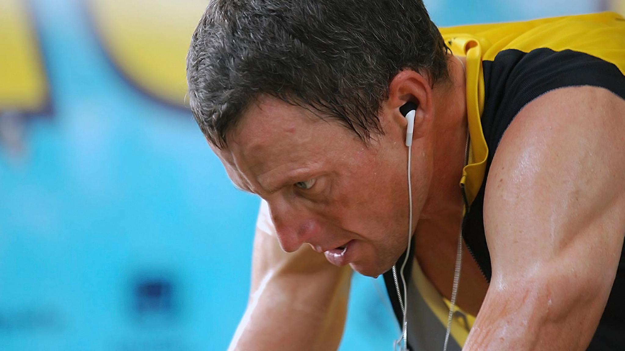 The Armstrong Lie 2013 movie scene