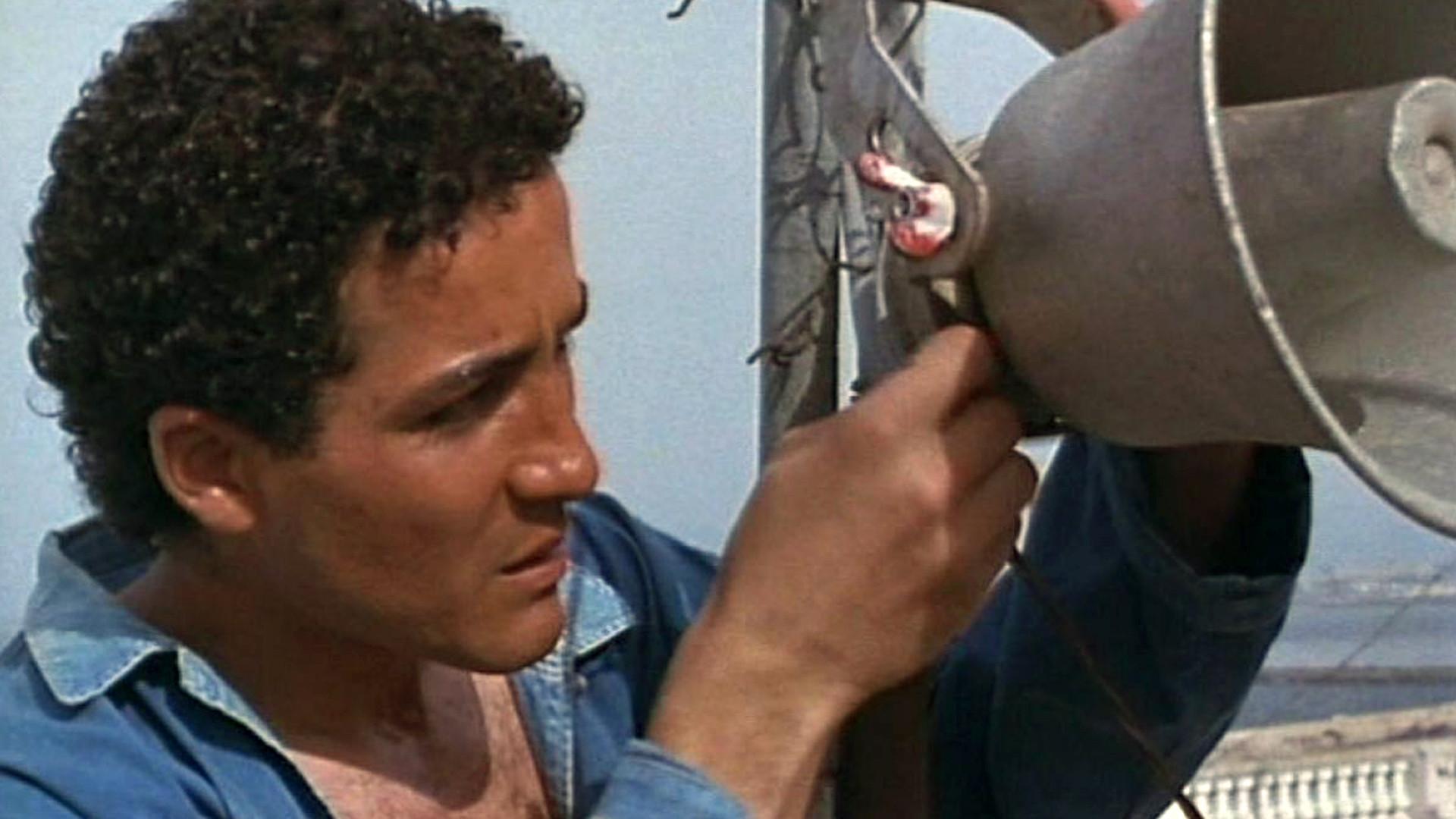Bab El Oued City 1994 movie scene