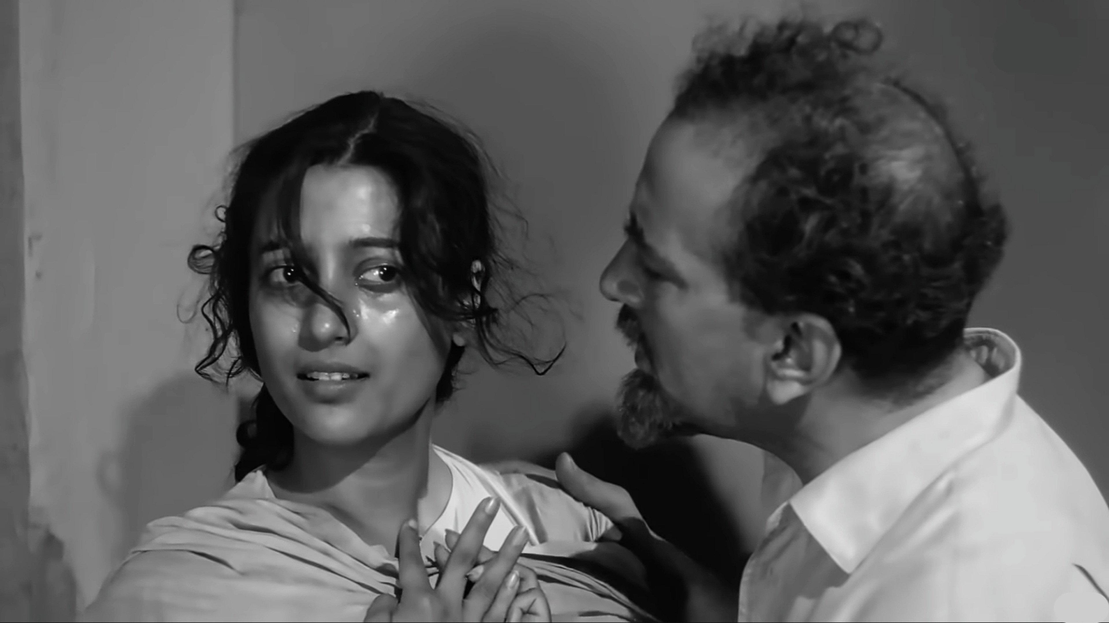 Deep Jele Jaai 1959 movie scene
