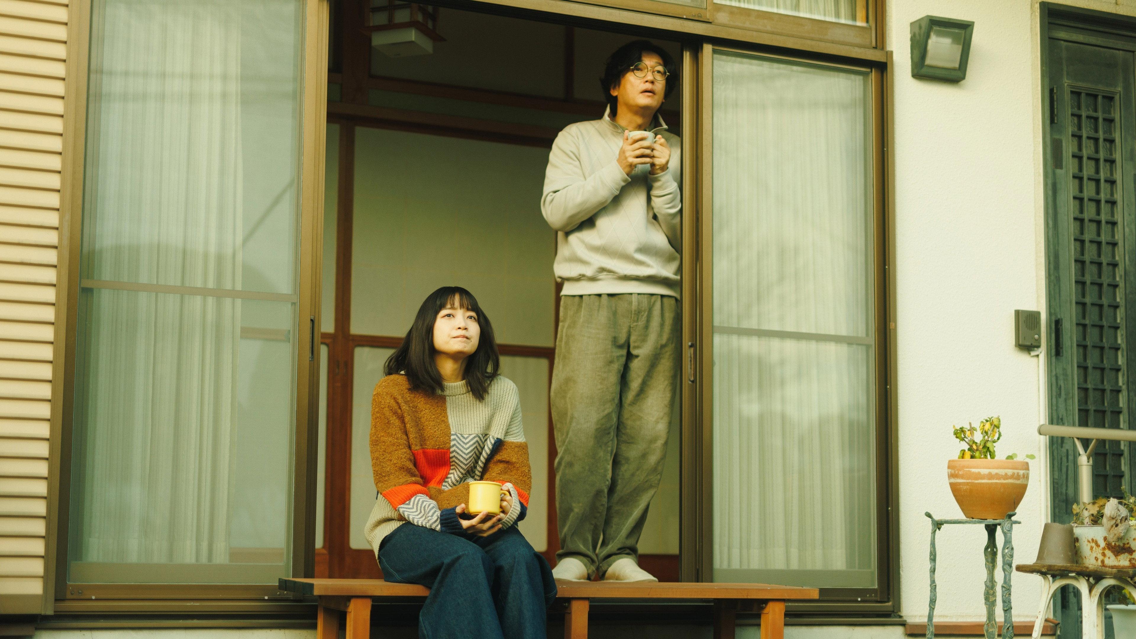 The Ex-idol, Stuck in Life, Decided to Live with a Complete Stranger 2023 movie scene