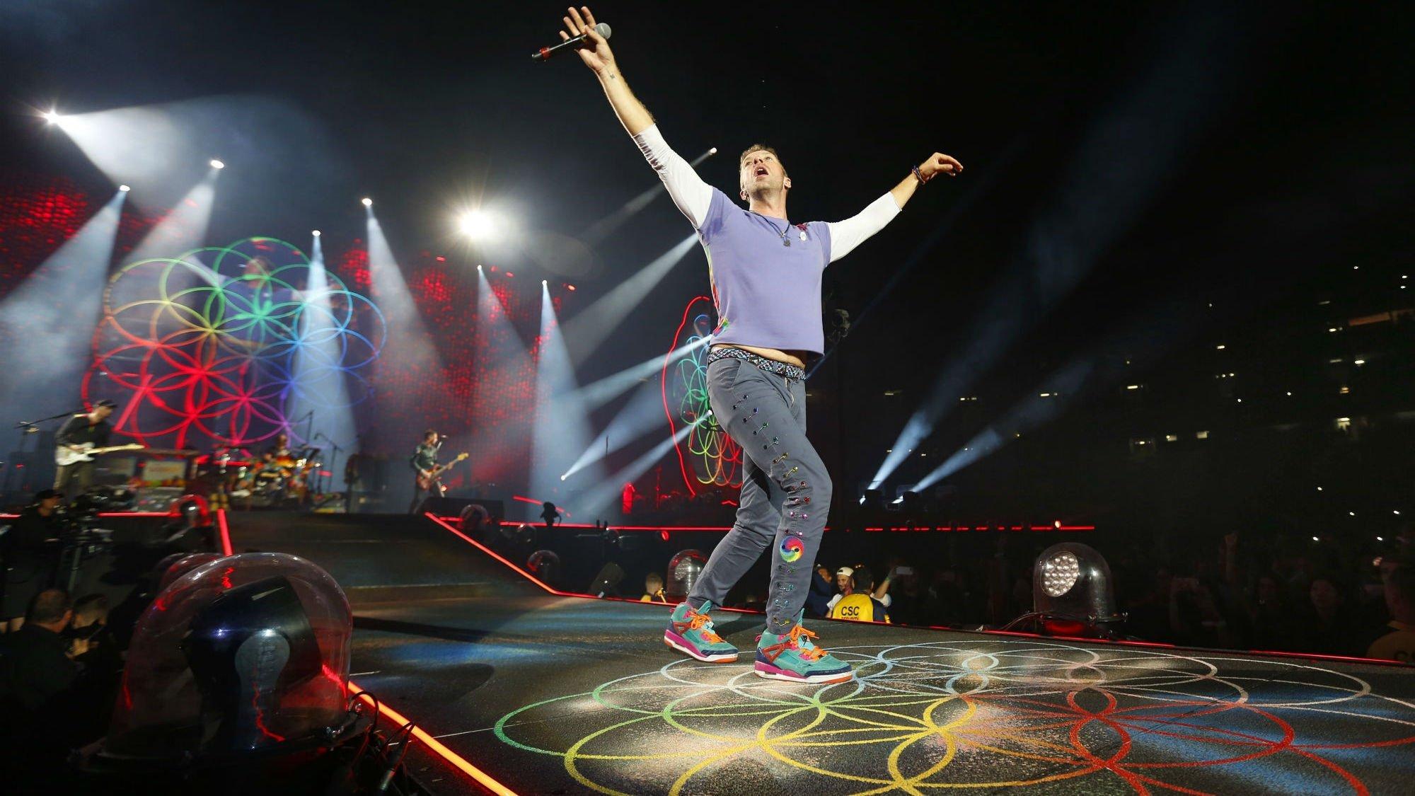 Coldplay: A Head Full of Dreams 2018 movie scene
