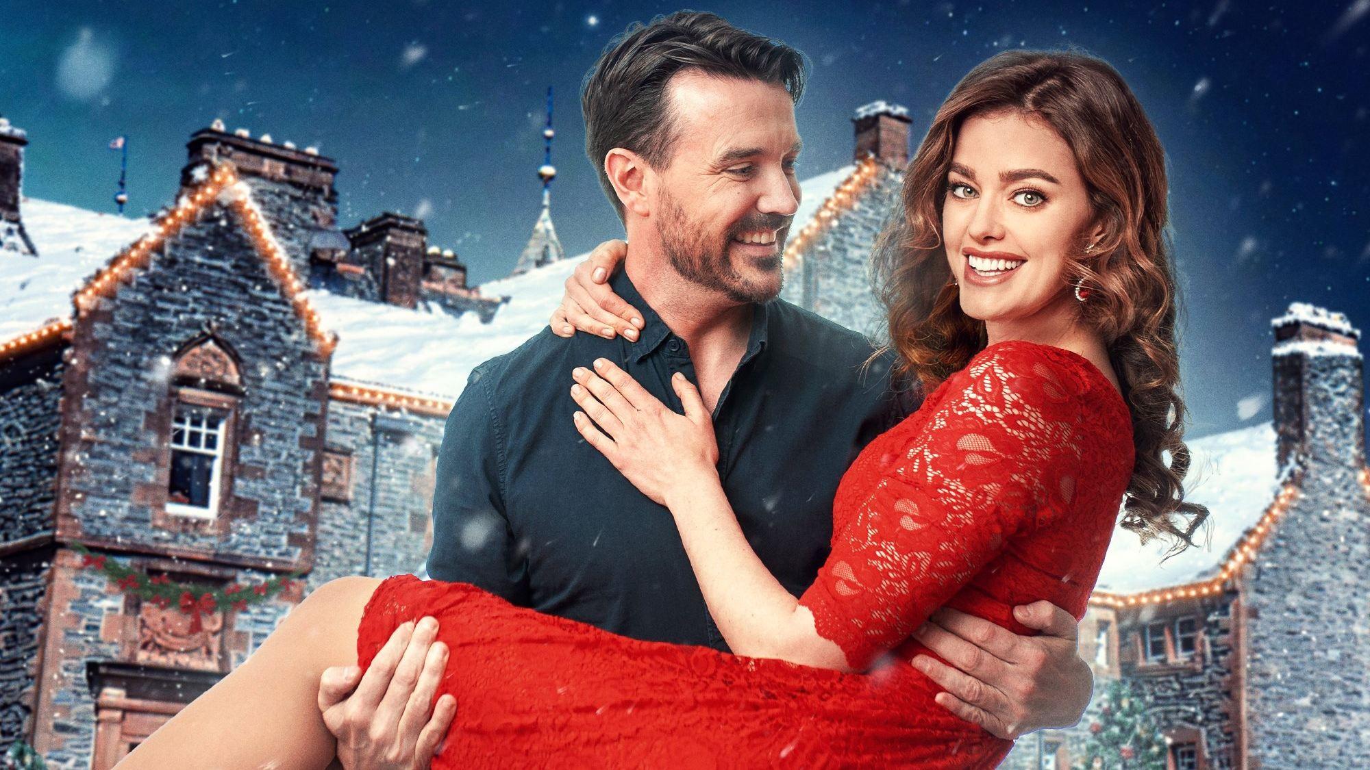 Saving Christmas Spirit 2022 movie scene