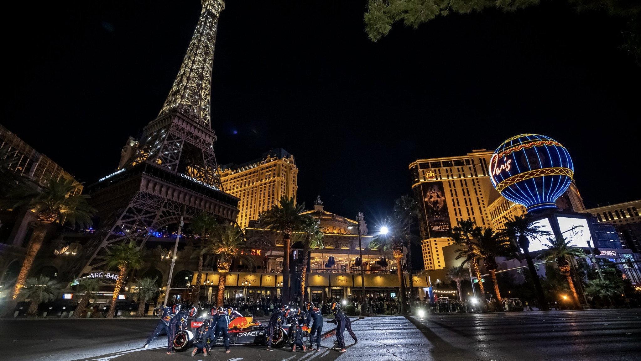 ¡Vamos, Vegas! 2023 movie scene