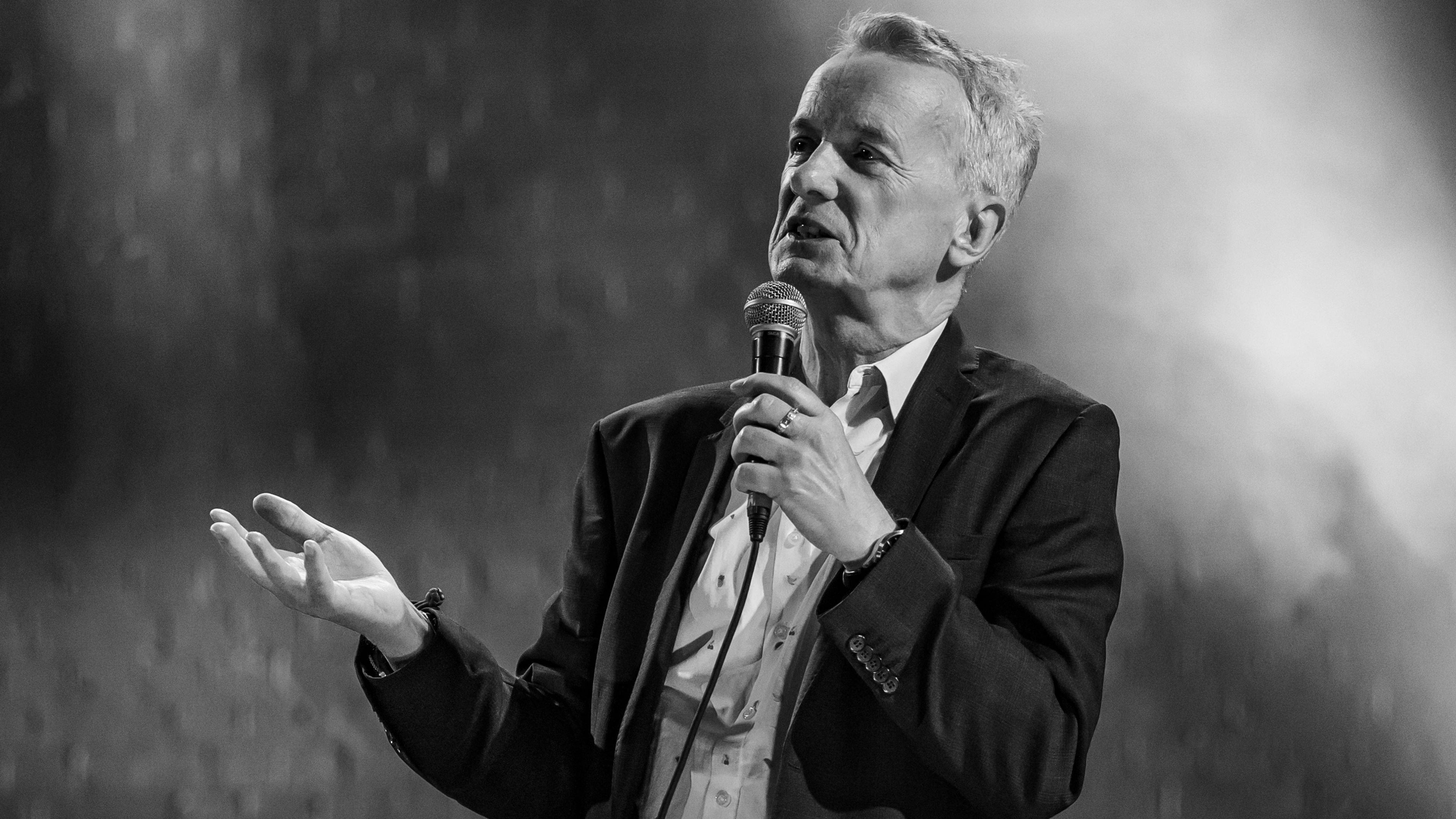 Frank Skinner: 30 Years of Dirt 2026 movie scene