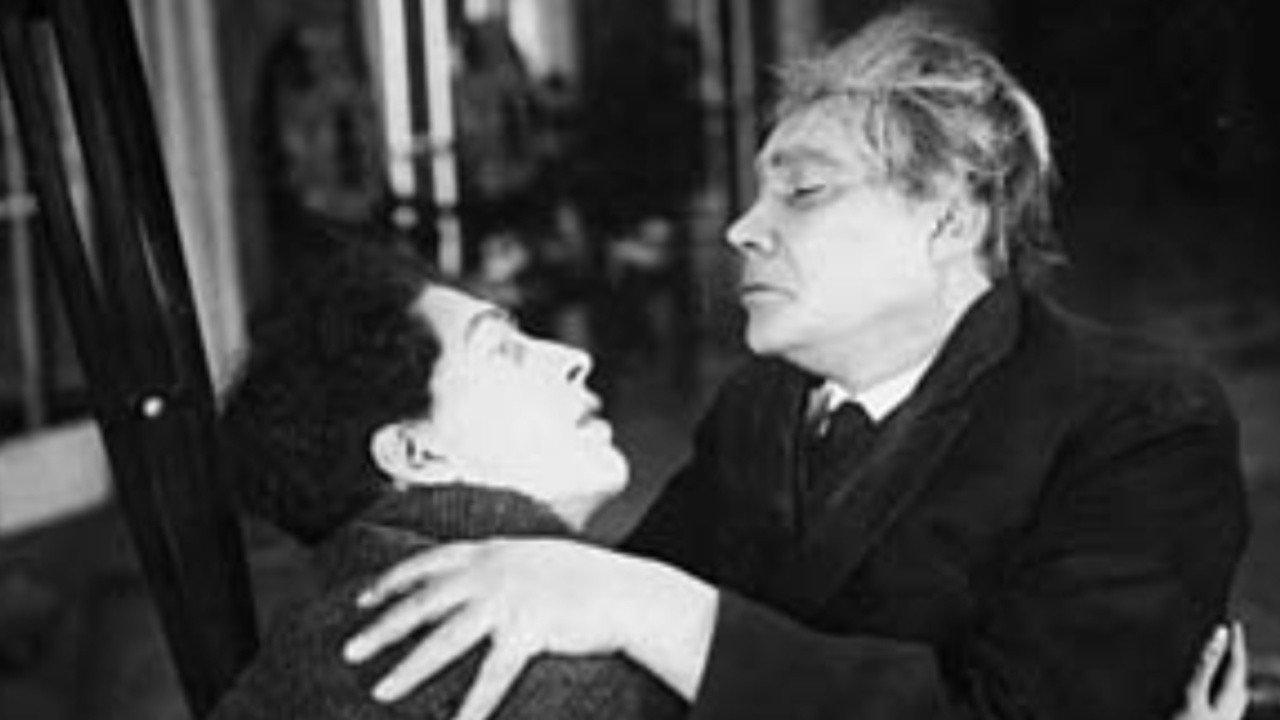Figures of the Night 1920 movie scene