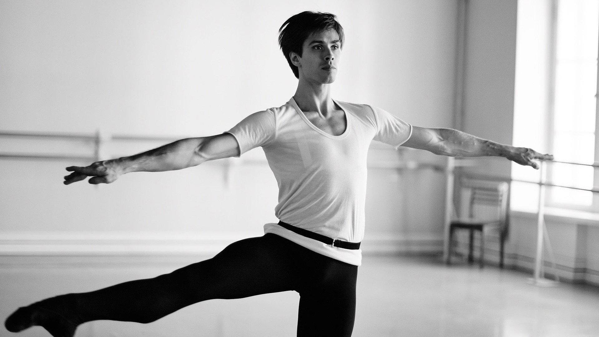 Rudolf Nureyev: Dance to Freedom 2015 movie scene