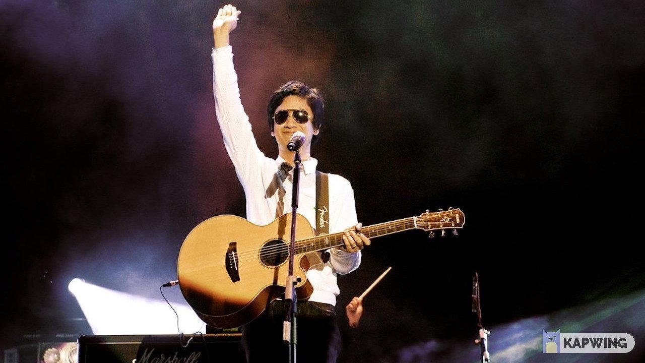 Eraserheads: The Reunion Concert 2008 movie scene